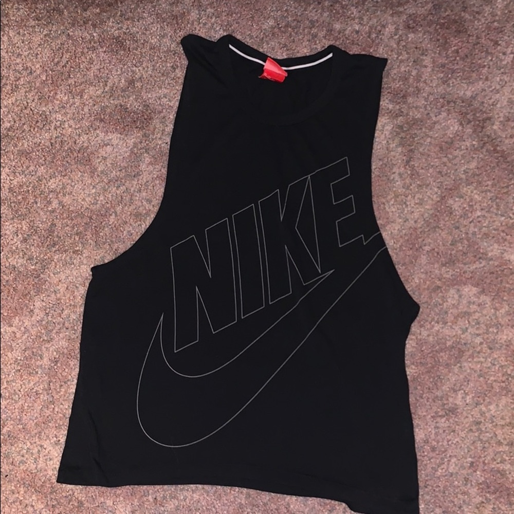 Nike muscle tank